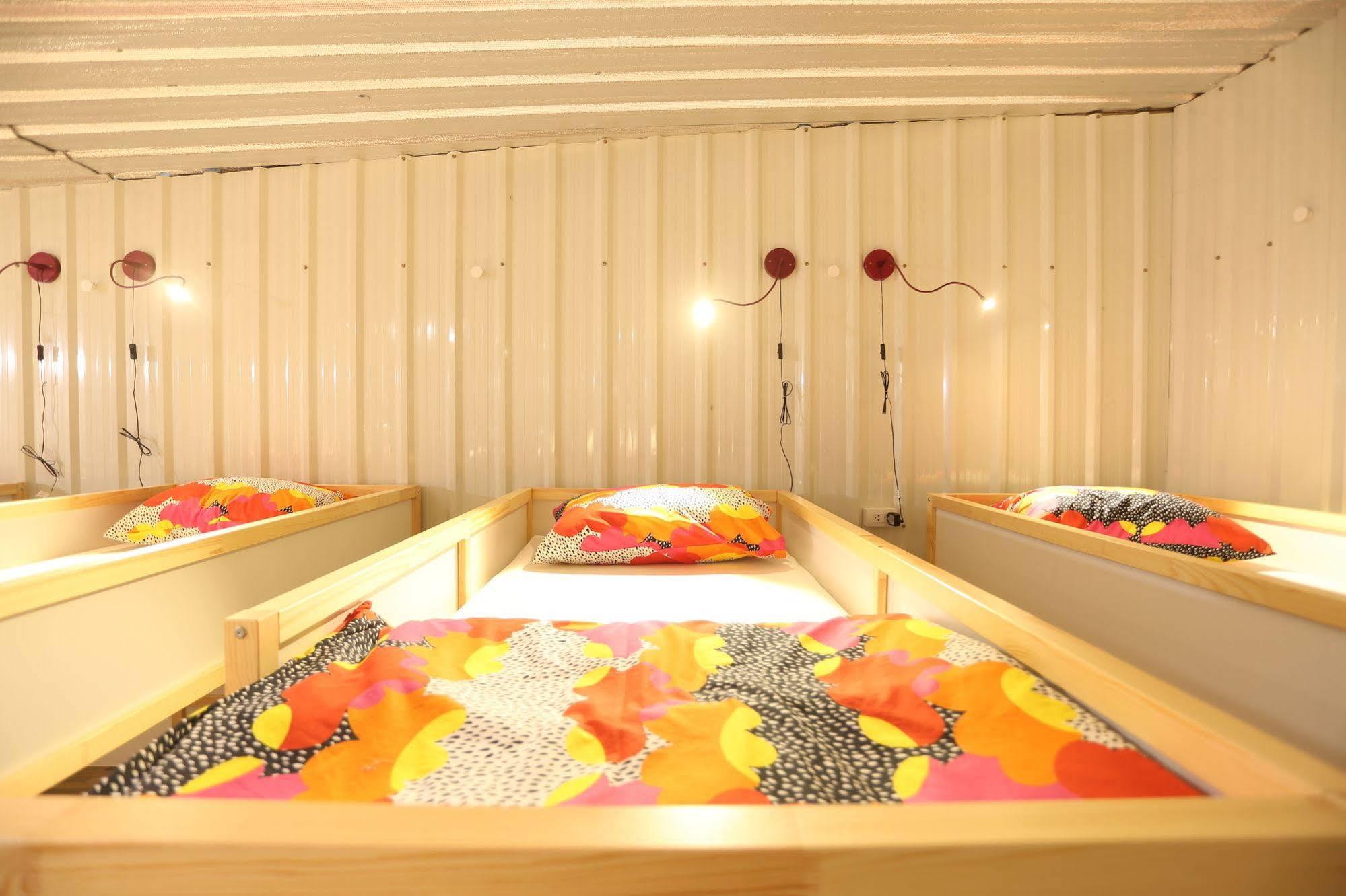 Blue Jasmine Hostel Bangkok Exterior foto
